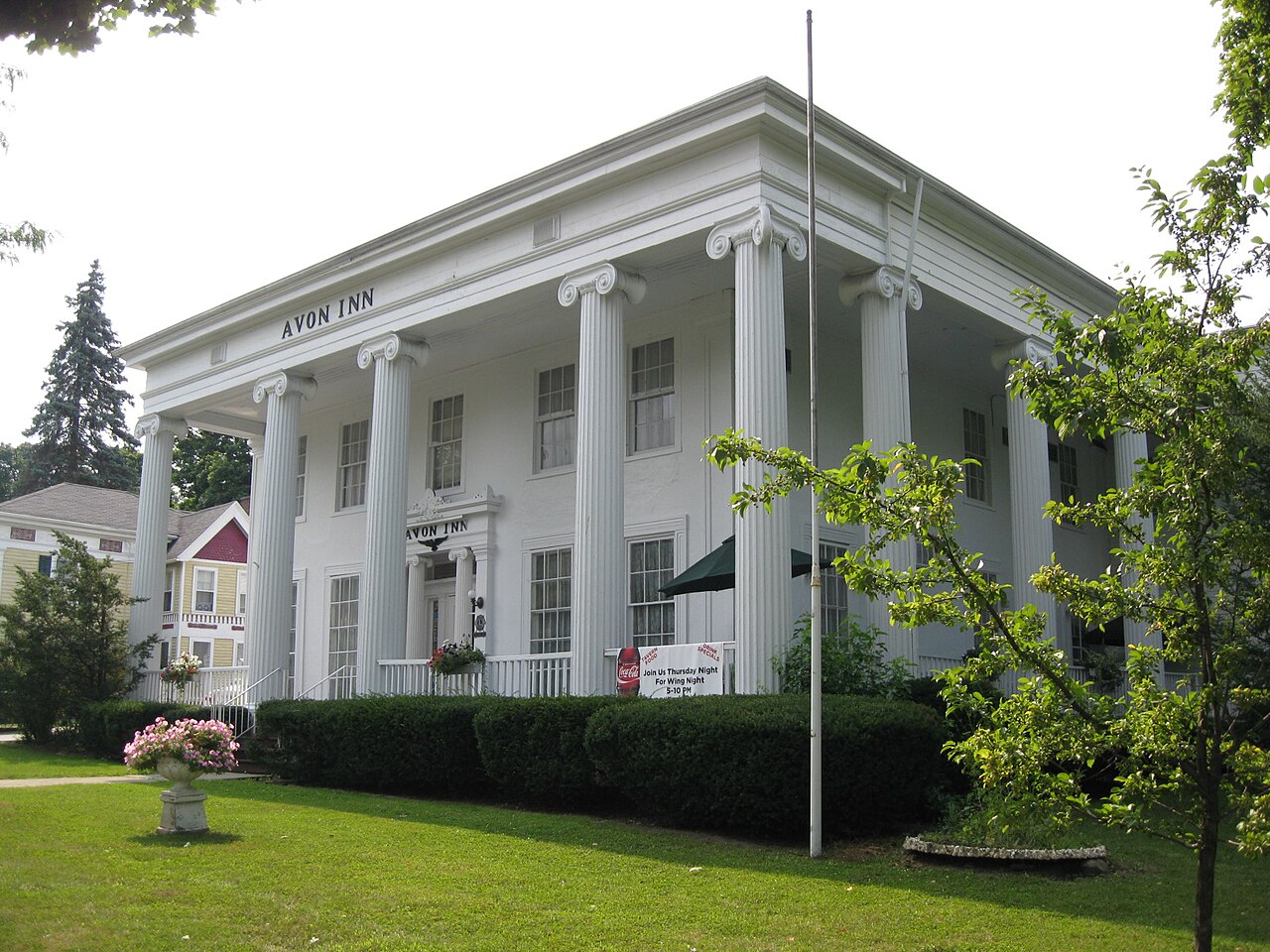 Avon Inn